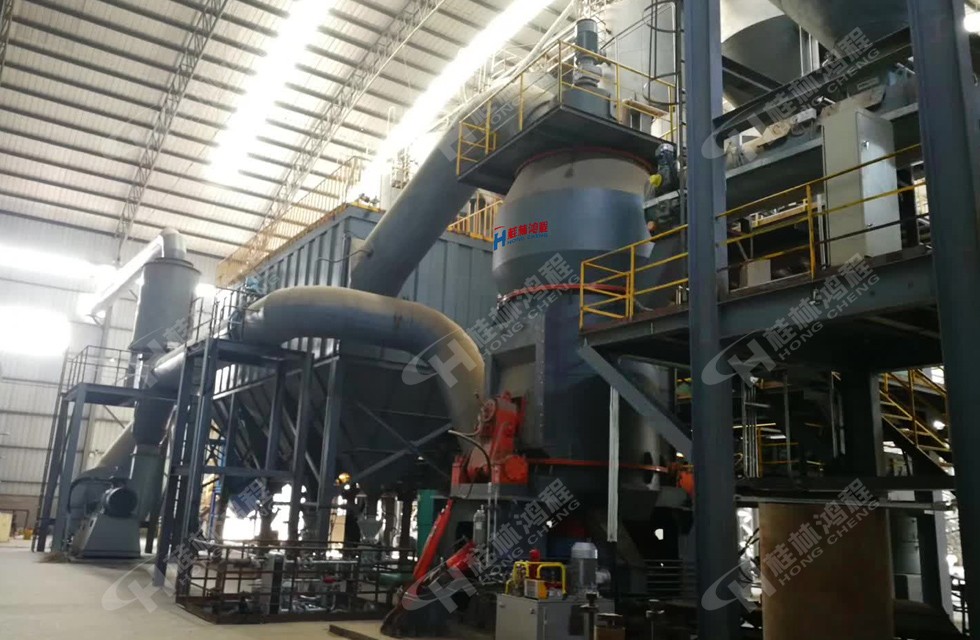 HLM1900碗式中速磨煤機(jī)山西某煤力電廠客戶生產(chǎn)線現(xiàn)場 HLM1900碗式中速磨煤機(jī)山西某煤力電廠客戶生產(chǎn)線現(xiàn)場