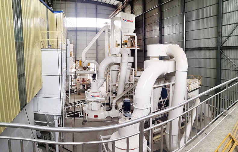 HC1700縱擺磨粉機 某地區(qū)客戶購置兩臺安裝完畢 HC1700縱擺磨粉機 某地區(qū)客戶購置兩臺安裝完畢