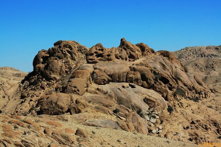 內(nèi)蒙古烏拉特中旗石墨礦 內(nèi)蒙古烏拉特中旗石墨礦